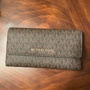 Michael Kors brown wallet